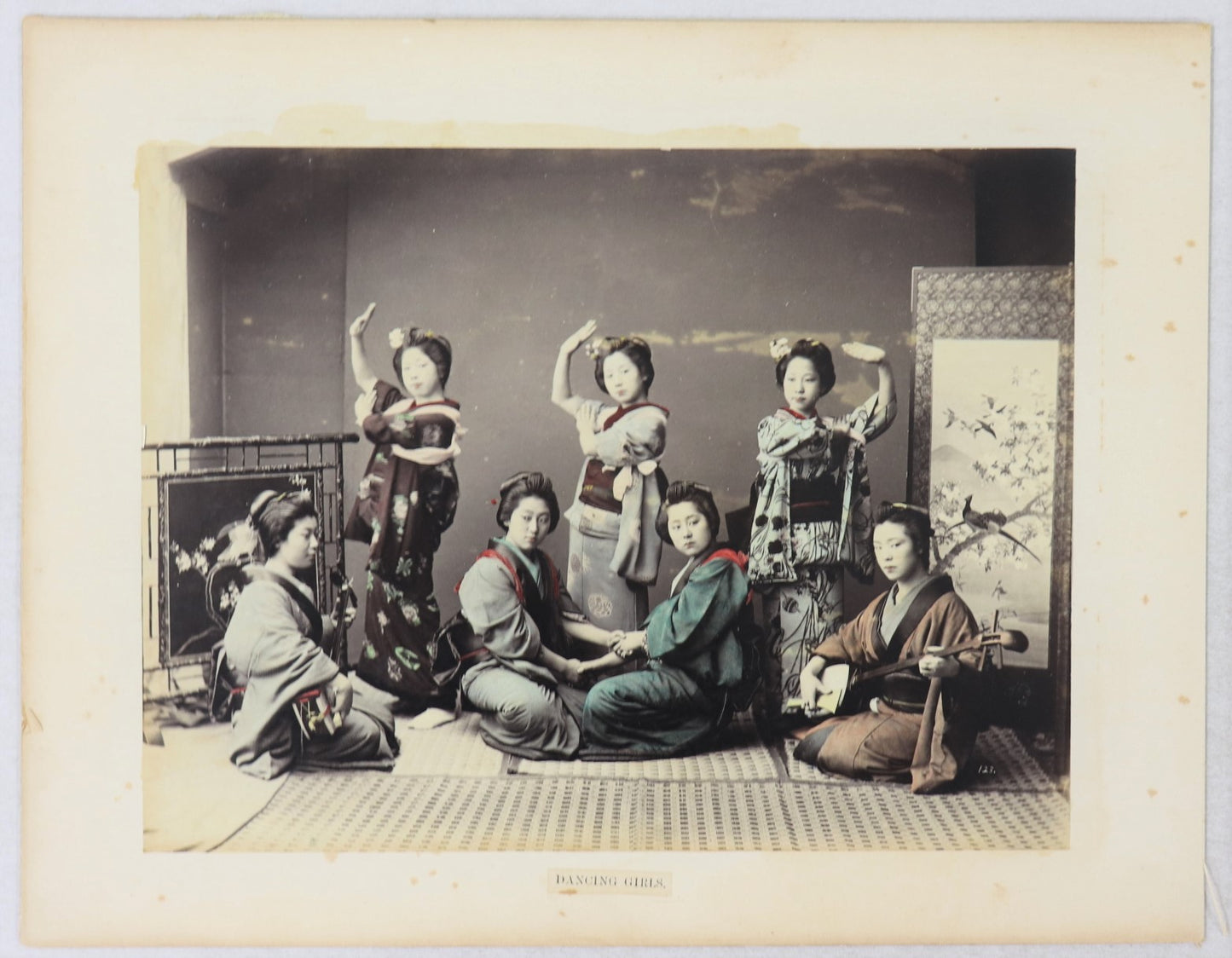 Dancing Girls and Hakone